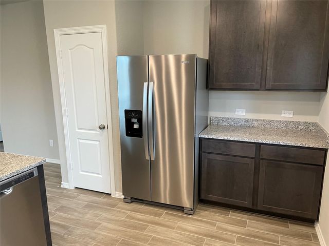 822 Redinger Ridge Drive, Houston, TX 77336