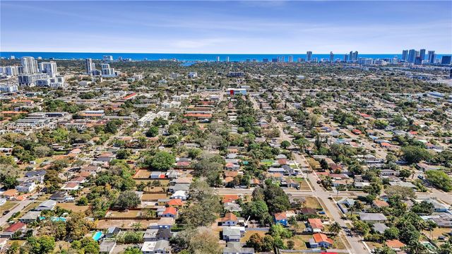 2462 Washington St, Hollywood, FL 33020