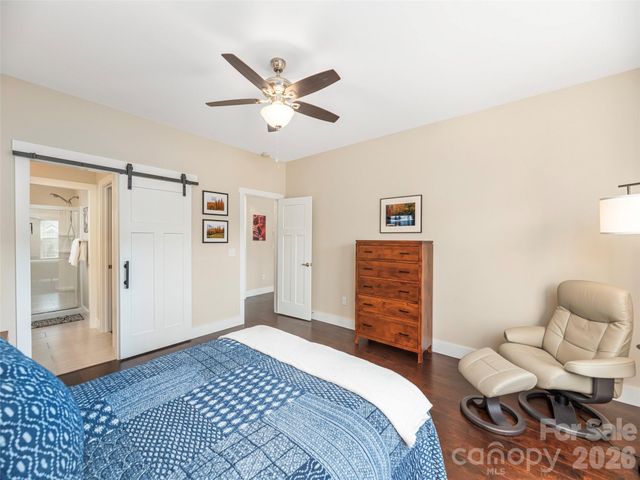 63 Leyland Circle, Hendersonville, NC 28792