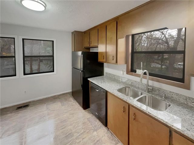 3932 Maxanne NW Court, Kennesaw, GA 30144