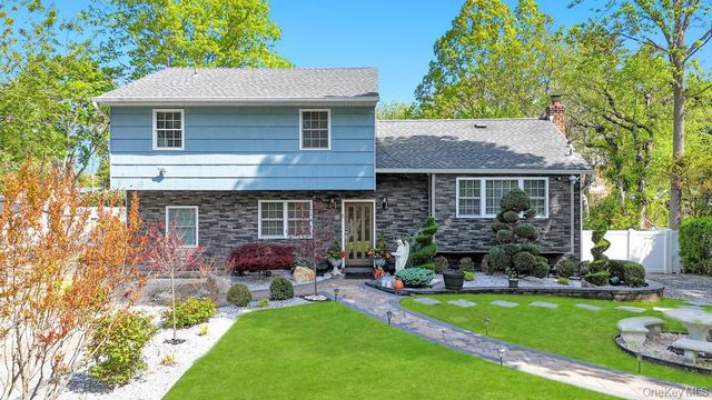 55 Prospect Avenue, Brentwood, NY 11717