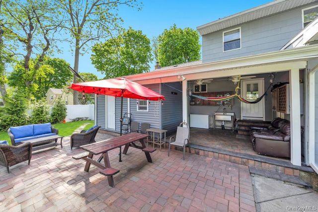 55 Prospect Avenue, Brentwood, NY 11717