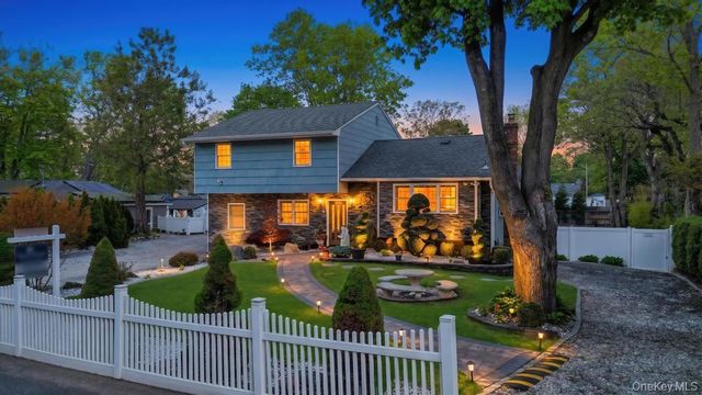 55 Prospect Avenue, Brentwood, NY 11717