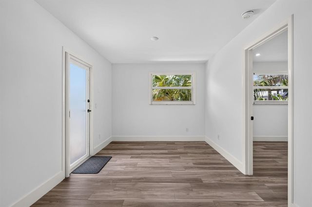 9971 Dogwood Avenue, Palm Beach Gardens, FL 33410