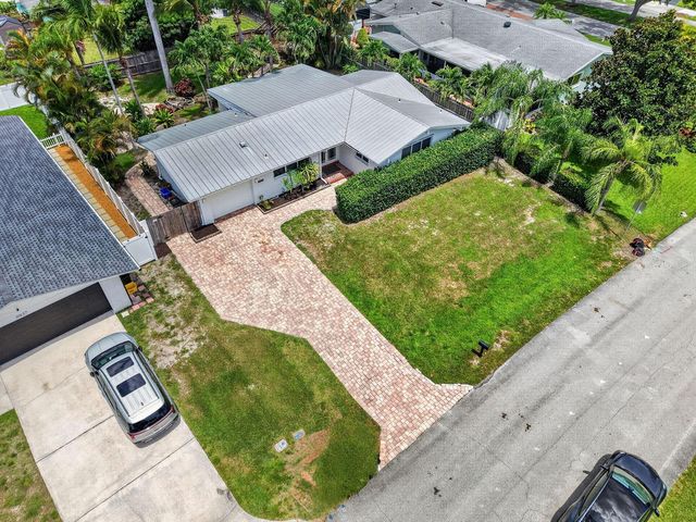 9971 Dogwood Avenue, Palm Beach Gardens, FL 33410
