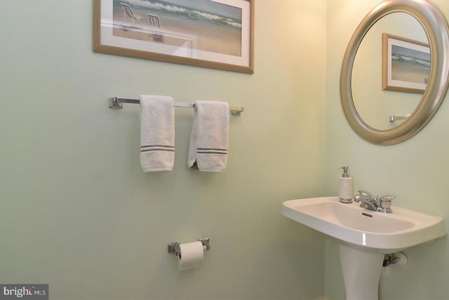 11 JOHN HALL DR, Ocean View, DE 19970