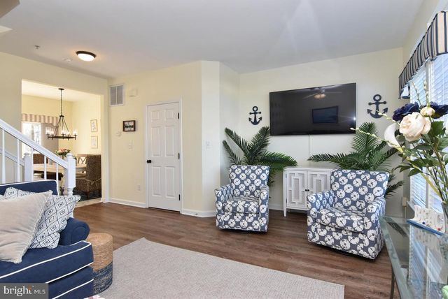 11 JOHN HALL DR, Ocean View, DE 19970