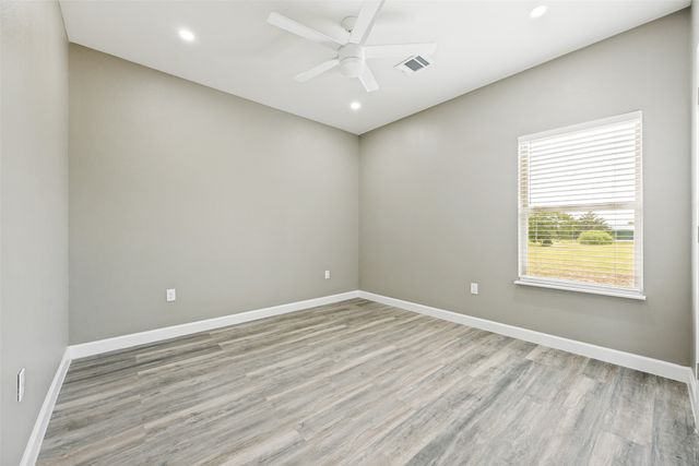 3712 County Road 1102, Celeste, TX 75423