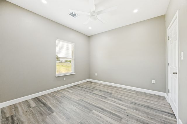3712 County Road 1102, Celeste, TX 75423
