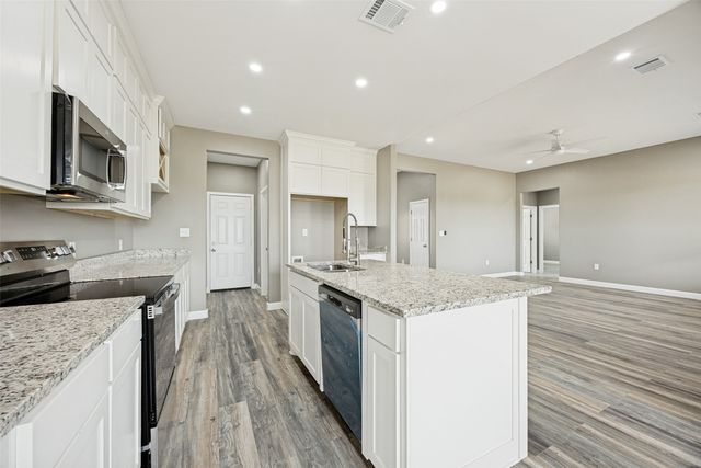 3712 County Road 1102, Celeste, TX 75423