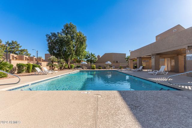 4365 W ORANGEWOOD Avenue, Glendale, AZ 85301