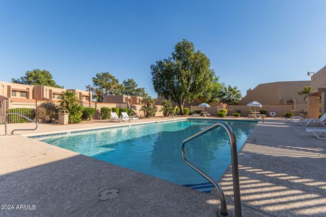 4365 W ORANGEWOOD Avenue, Glendale, AZ 85301