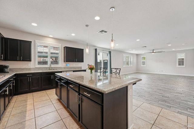 5291 Finkas Ln, Fairfield, CA 94533