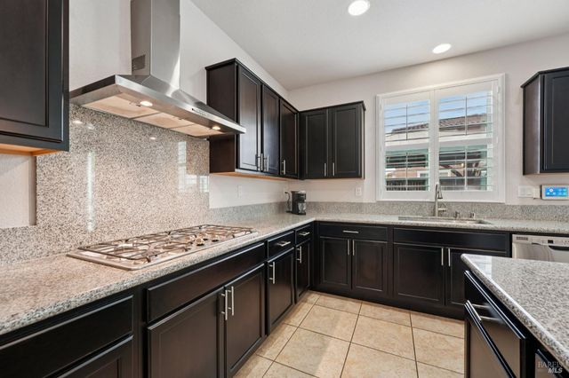 5291 Finkas Ln, Fairfield, CA 94533