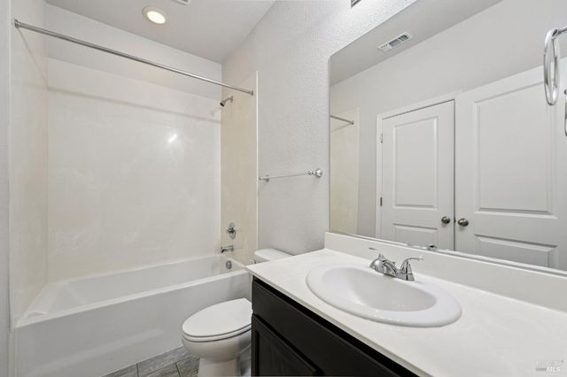 5291 Finkas Ln, Fairfield, CA 94533