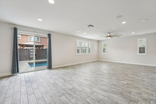 5291 Finkas Ln, Fairfield, CA 94533