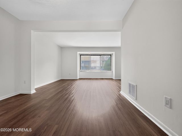 416 Kellington Drive, East Windsor, NJ 08520