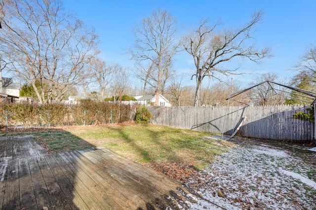 26 Old Mill Road, Yorktown Heights, NY 10598