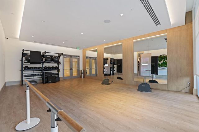 220 Lake Shore Drive 1125, Lake Park, FL 33403