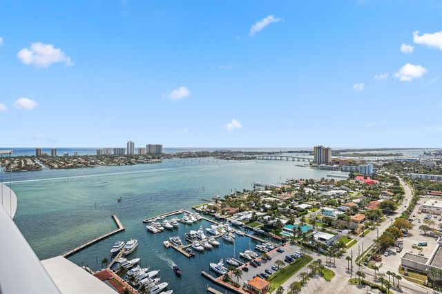 220 Lake Shore Drive 1125, Lake Park, FL 33403