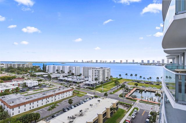 220 Lake Shore Drive 1125, Lake Park, FL 33403