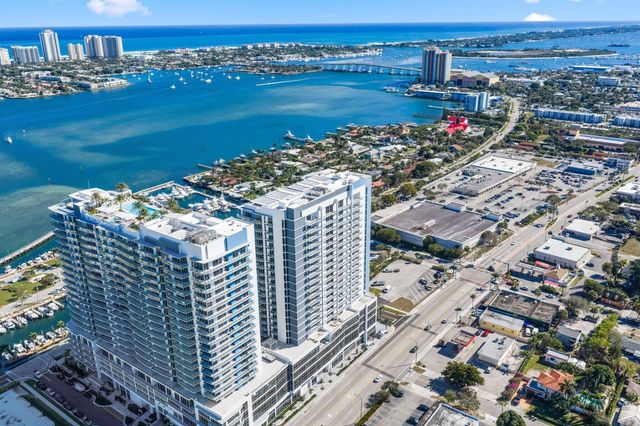 220 Lake Shore Drive 1125, Lake Park, FL 33403