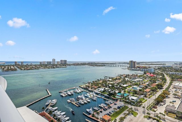 220 Lake Shore Drive 1125, Lake Park, FL 33403