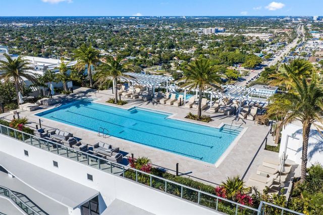 220 Lake Shore Drive 1125, Lake Park, FL 33403