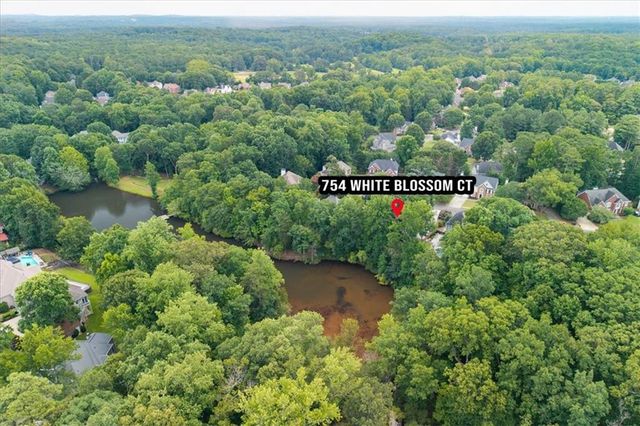 754 White Blossom Court, Powder Springs, GA 30127