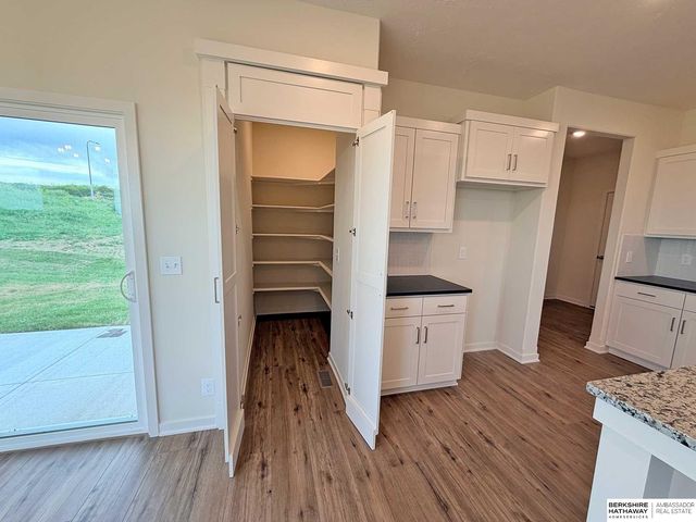 16009 Abigail Street, Bennington, NE 68007