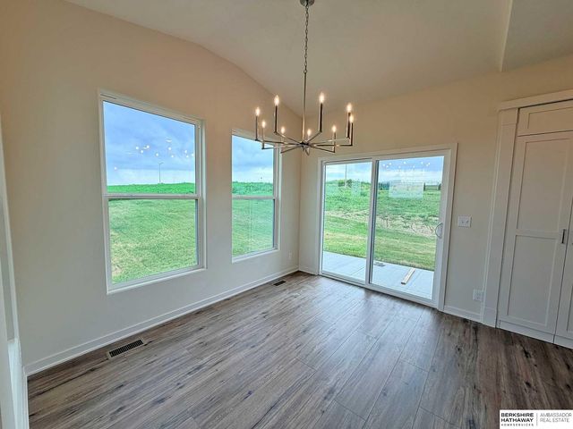 16009 Abigail Street, Bennington, NE 68007