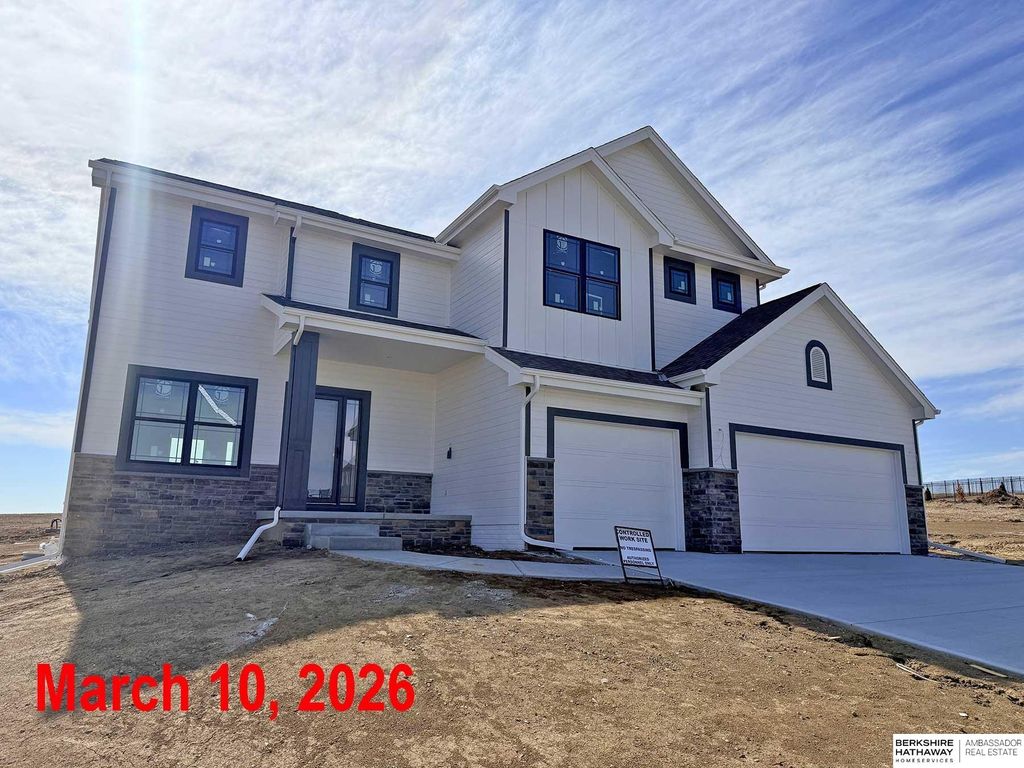 16009 Abigail Street, Bennington, NE 68007