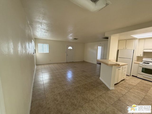 68070 Tortuga Road, Cathedral City, CA 92234