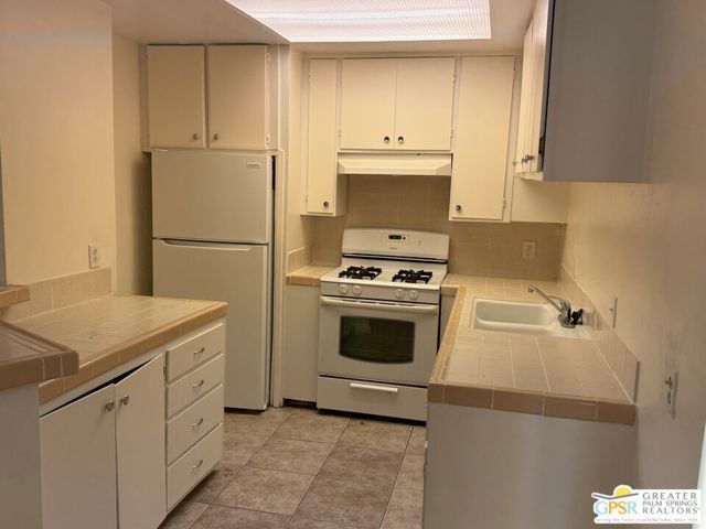 68070 Tortuga Road, Cathedral City, CA 92234