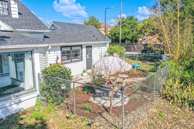 325 E JOHNSON AVENUE, Lake Wales, FL 33853