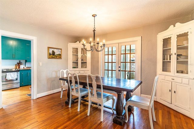325 E JOHNSON AVENUE, Lake Wales, FL 33853