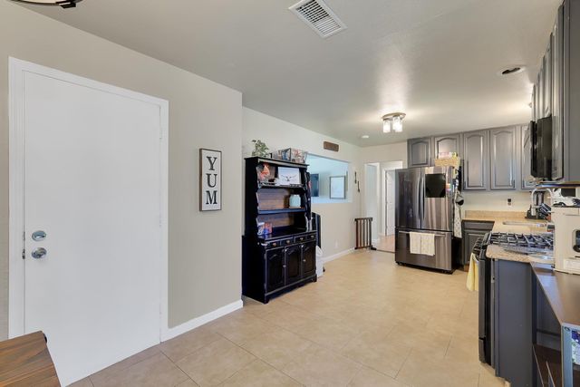 921 Jacobs St, Marysville, CA 95901