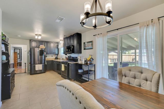 921 Jacobs St, Marysville, CA 95901