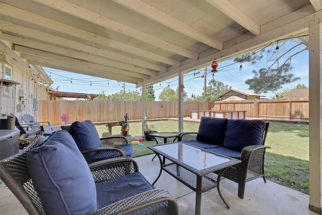 921 Jacobs St, Marysville, CA 95901