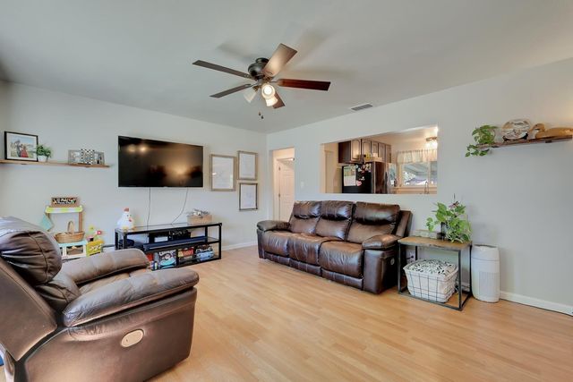 921 Jacobs St, Marysville, CA 95901