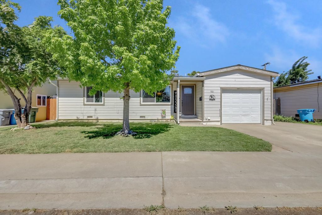 921 Jacobs St, Marysville, CA 95901