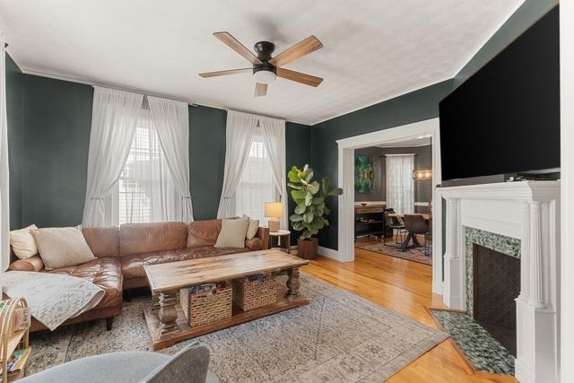 18 Taft St, Quincy, MA 02169