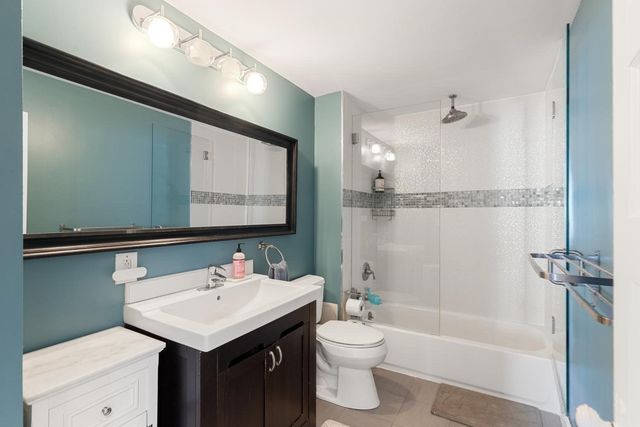 18 Taft St, Quincy, MA 02169