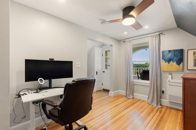 18 Taft St, Quincy, MA 02169