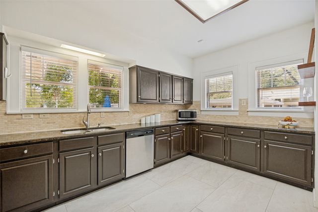 6106 Worth Street, Dallas, TX 75214
