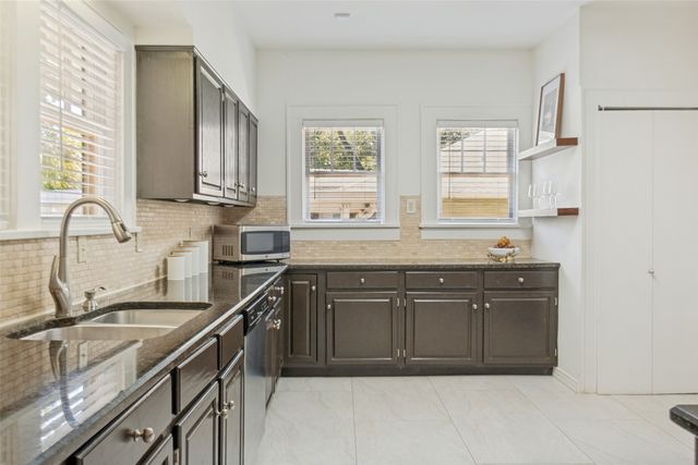 6106 Worth Street, Dallas, TX 75214