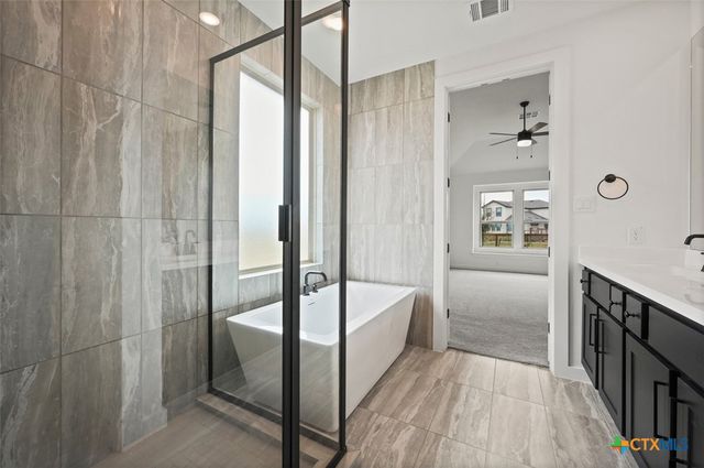 12184 Heartvine Parkway, Schertz, TX 78154