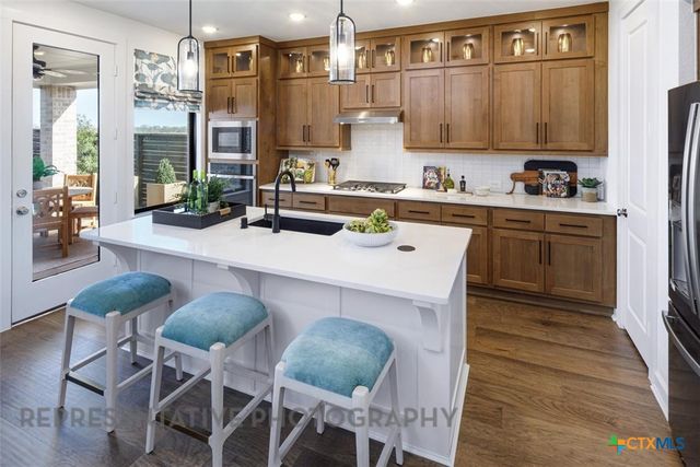 12184 Heartvine Parkway, Schertz, TX 78154