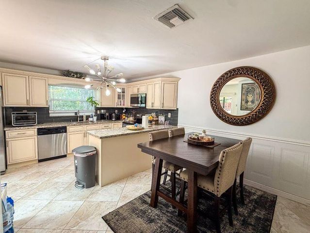 5818 Swordfish Court B, Tamarac, FL 33319