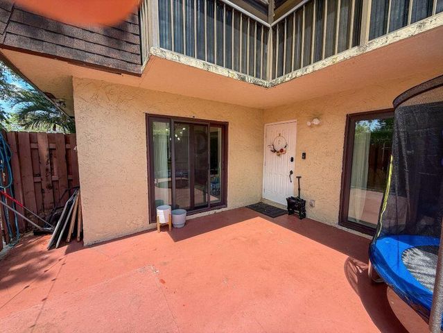5818 Swordfish Court B, Tamarac, FL 33319